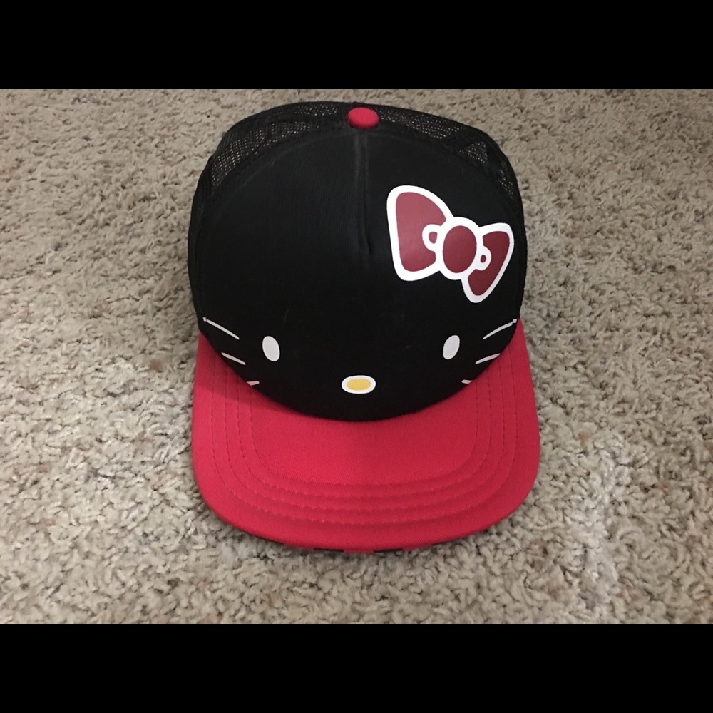 Hello Kitty Hat by Vans